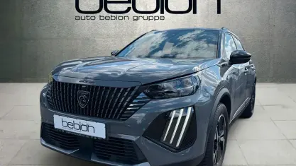 Gebraucht Peugeot 2008 GT 131 PS (96 kW) 2024 Grau SUV