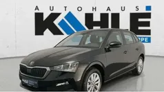 Schwarz Gebraucht 2023 Skoda Scala Ambition Kleinwagen | 22.490 € (Fairer Preis)