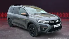 Grau Gebraucht 2022 Dacia Jogger Extreme Van / Kleinbus | 28.180 € (Fairer Preis)