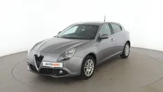 Grau Gebraucht 2016 Alfa Romeo Giulietta Super Kleinwagen | 12.380 € (Fairer Preis)