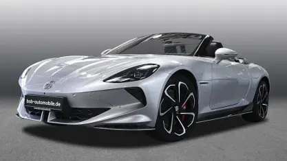 Neu MG Cyberster 375 kW (510 PS) 2026 Medal silver Cabrio