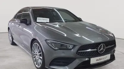 Gebraucht Mercedes CLA220 AMG line 191 PS (140 kW) 2022 Mountaingrau metallic Limousine