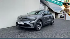 Grau Gebraucht 2023 Renault Mégane Evolution Limousine | 27.990 € (Fairer Preis)