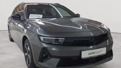 Gebraucht Opel Astra 131 PS (96 kW) 2024 Vulkan grau metallic Kombi