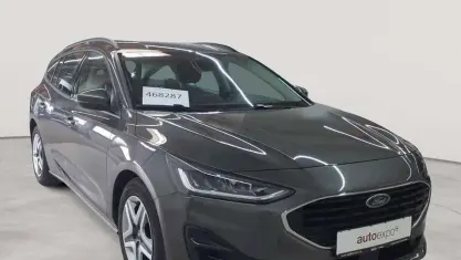 Gebraucht Ford Focus Cool & Connect 120 PS (88 kW) 2022 Magnetic metallic Kombi