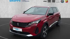 Rotschwarz Gebraucht 2022 Peugeot 5008 Allure Van / Kleinbus | 29.900 € (Fairer Preis)