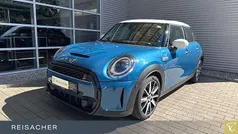 Island blue metallic Gebraucht 2022 Mini Cooper S Classic Kleinwagen | 26.490 € (Fairer Preis)