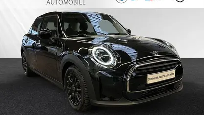 Gebraucht Mini ONE 102 PS (75 kW) 2022 Midnight black metallic Kleinwagen