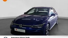 Gebraucht 2022 VW Golf VIII R-line Limousine | 26.960 € (Fairer Preis)