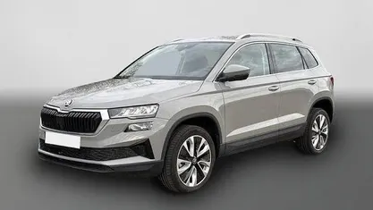 Gebraucht 2025 Skoda Karoq Selection SUV | 37.280 € (Fairer Preis)