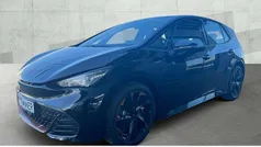 Midnight black metallic Gebraucht 2025 Cupra Born Kleinwagen | 36.450 € (Superpreis)