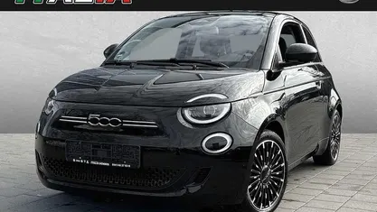 Gebraucht Fiat 500e Icon 86 kW (118 PS) 2022 Schwarz (onyx schwarz) Kleinwagen