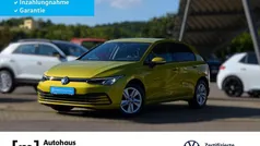 Gebraucht 2020 VW Golf VIII Life Limousine | 19.989 € (Guter Preis)