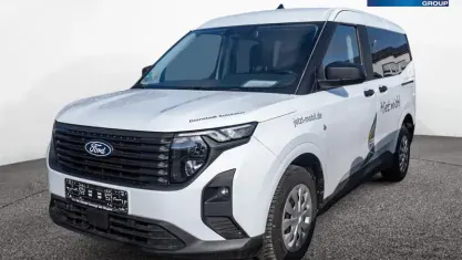 Używany Ford Tourneo Trend 125 KM (91 kW) 2025 Biały Kombi