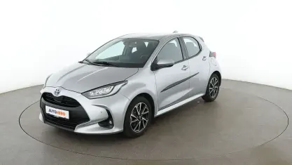 Gebraucht Toyota Yaris Team 116 PS (85 kW) 2022 Silber Kleinwagen