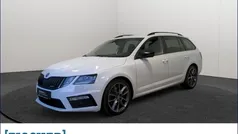 Weiss Gebraucht 2020 Skoda Octavia RS Kombi | 24.770 € (Fairer Preis)