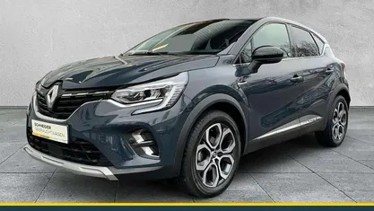 Blau Gebraucht 2021 Renault Captur Intens SUV | 15.890 € (Fairer Preis)
