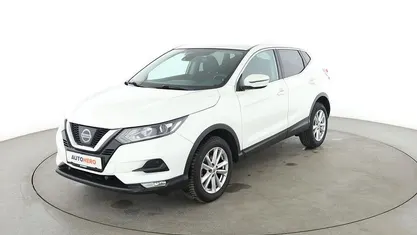 Weiß Gebraucht 2017 Nissan Qashqai Acenta SUV | 13.490 € (Fairer Preis)