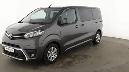 Grau Gebraucht 2019 Toyota Proace Verso Comfort Kombi | 35.080 € (Fairer Preis)