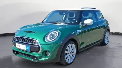 Gebraucht Mini Cooper S 192 PS (141 kW) 2019 British racing green meta Kleinwagen