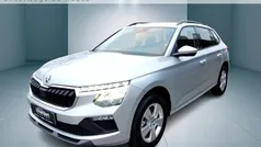Brillantsilber metallic (silber) metallic Neu 2024 Skoda Kamiq Selection SUV | 24.950 € (Superpreis)