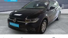 Deep black perleffekt (metallic) Gebraucht 2024 VW Polo Style Limousine | 23.590 € (Fairer Preis)