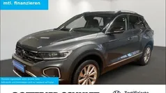 Gebraucht 2024 VW T-Roc Style SUV | 29.590 € (Fairer Preis)