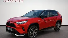 Karminarot metallic/tiefschwarz metallic (metallic) Gebraucht 2022 Toyota RAV4 Hybrid Style SUV | 43.500 € (Fairer Preis)