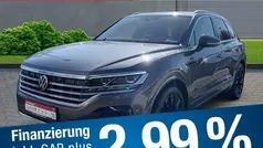 Grau Gebraucht 2022 VW Touareg R-line SUV | 47.770 € (Fairer Preis)