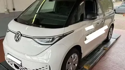 Gebraucht VW ID. Buzz 150 kW (204 PS) 2023 Weiß Van / Kleinbus