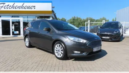 Gebraucht Ford Focus Business Edition 101 PS (74 kW) 2015 Metallic) (grau Kombi