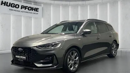 Gebraucht Ford Focus ST-Line X 155 PS (114 kW) 2024 Grau Kombi