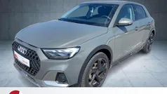 Chronosgrau metallic (metallic) Gebraucht 2024 Audi A1 Sport Kleinwagen | 23.970 € (Fairer Preis)