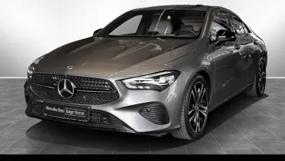 Gebraucht Mercedes CLA180 Night 136 PS (100 kW) 2025 Grau Coupé