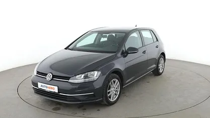 Weiß Gebraucht 2019 VW Golf Comfortline Limousine | 15.200 € (Fairer Preis)