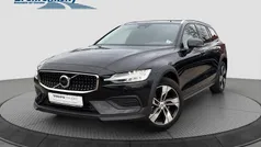 Gebraucht 2023 Volvo V60 CC Plus Kombi | 40.960 € (Fairer Preis)