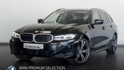 Schwarz Gebraucht 2023 BMW 320 Comfort Edition Kombi | 33.990 € (Superpreis)