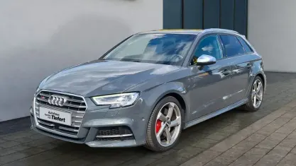 Gebraucht Audi S3 Sport 310 PS (228 kW) 2018 Grau Limousine