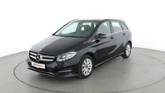 Schwarz Gebraucht 2015 Mercedes B180 Style Van / Kleinbus | 14.790 € (Fairer Preis)