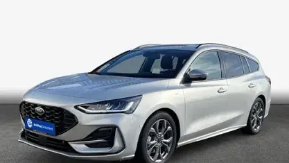 Gebraucht Ford Focus ST-Line X 155 PS (114 kW) 2025 Moondust silver (metallic) Kombi