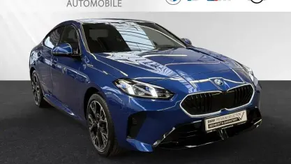 Gebraucht BMW 220 M Sport 170 PS (125 kW) 2025 Portimao blau metallic Coupé
