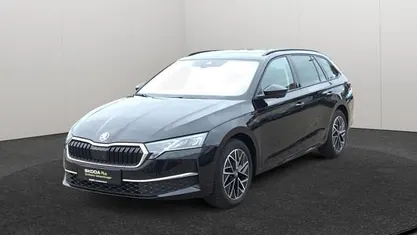 Schwarz Gebraucht 2025 Skoda Octavia Tour Kombi | 34.822 € (Fairer Preis)