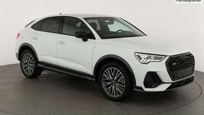 Gletscher weiß metallic Neu 2025 Audi Q3 Sportback S-Line SUV | 49.045 € (Superpreis)