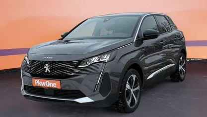 Gebraucht Peugeot 3008 Allure 131 PS (96 kW) 2024 Grau Limousine