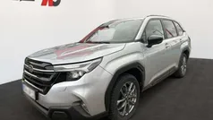 Ice silver (m) Gebraucht 2025 Subaru Forester Platinum SUV | 41.900 € (Fairer Preis)