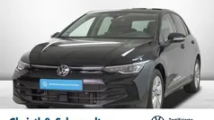 Gebraucht 2024 VW Golf VIII Life Limousine | 29.686 € (Fairer Preis)