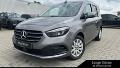 Gebraucht 2022 Mercedes T180 Progressive Van / Kleinbus | 23.850 € (Fairer Preis)