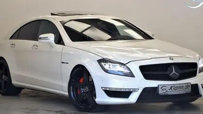 Gebraucht Mercedes CLS63 AMG AMG 525 PS (386 kW) 2011 Diamantweiss – metalliclack Limousine