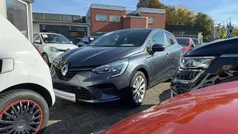 Titaniumgrau Gebraucht 2020 Renault Clio V Experience Limousine | 11.498 € (Fairer Preis)