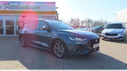Gebraucht Ford Focus ST-Line X 155 PS (114 kW) 2024 Blau Kombi